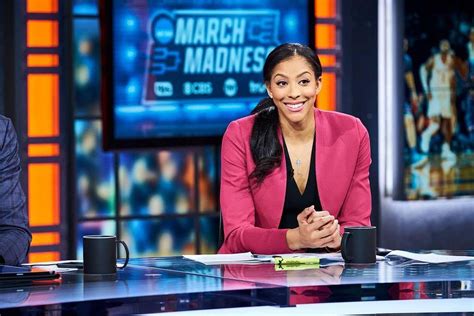 dove in the studio hosts female|March Madness women announcers on ESPN for 2024 NCAA .